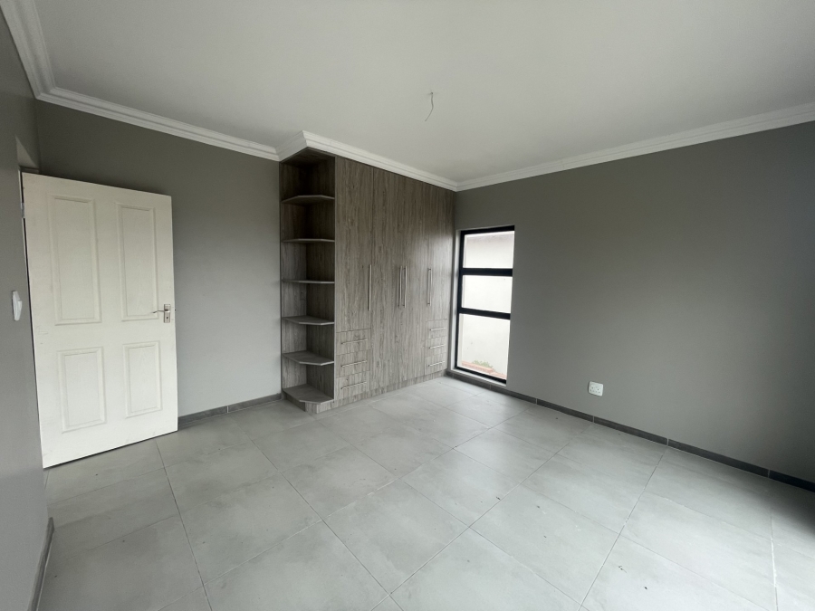 4 Bedroom Property for Sale in Wild Olive Estate Free State